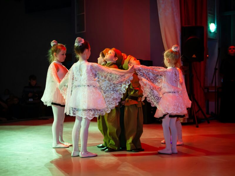 14/10 Al via il corso di teatro CREATIVA-MENTE dedicato ai bambini dai 6 a 12 anni